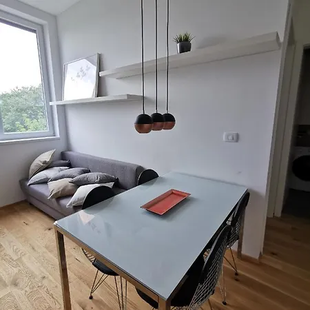 Apartmaji Egis דירה קופר