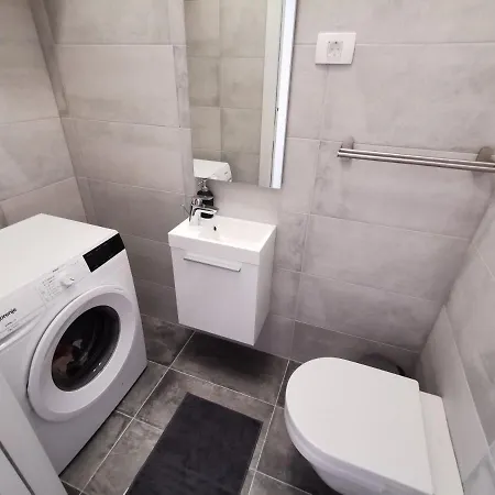 Apartmaji Egis