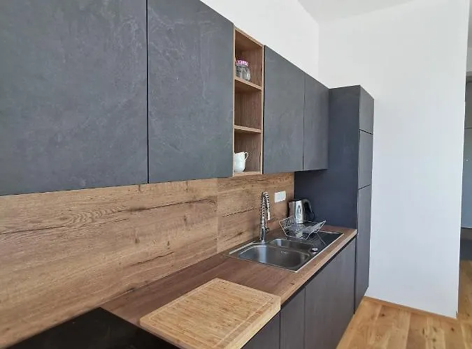 公寓 Apartmaji Egis *