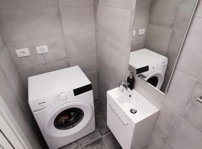 公寓 Apartmaji Egis