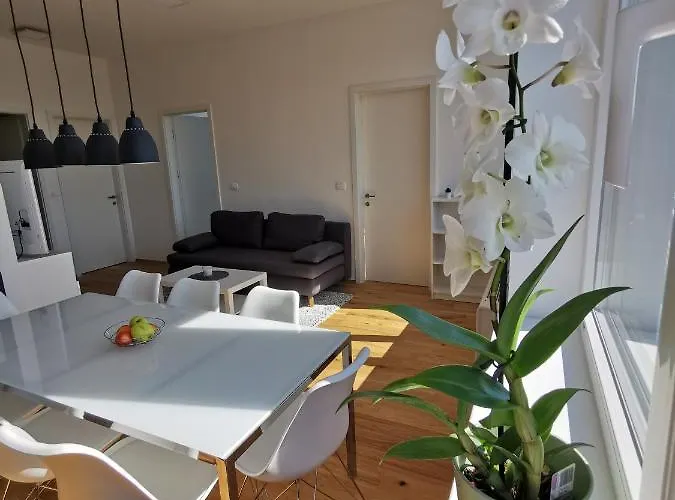 Apartmaji Egis 公寓 *