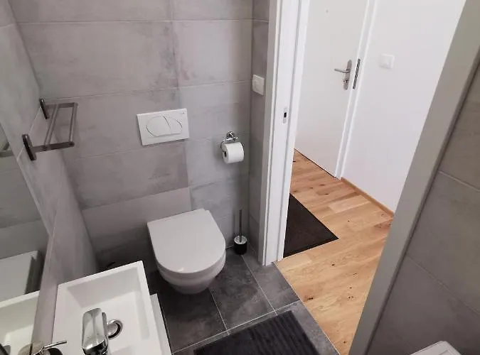 Apartmaji Egis 公寓 科佩尔