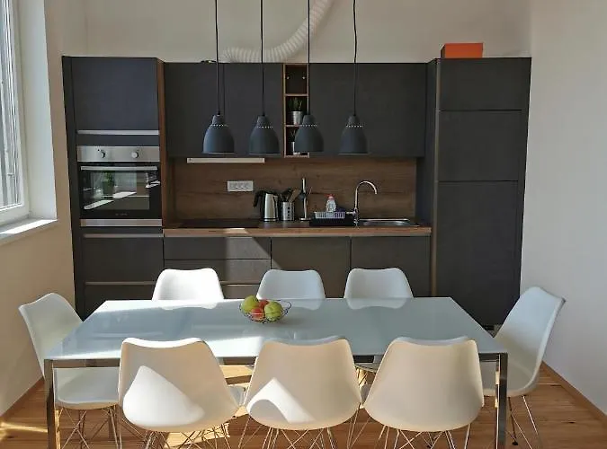 Apartmaji Egis * 科佩尔