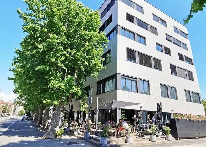 Apartmaji Egis * 科佩尔